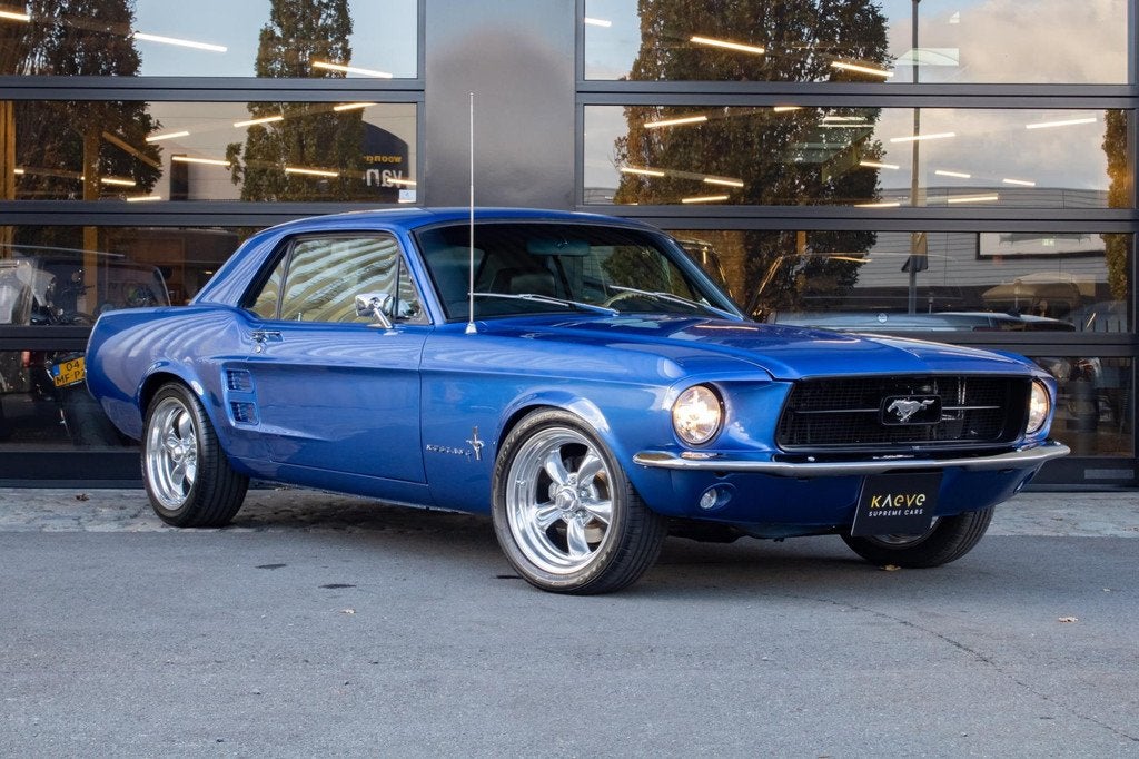 Ford MUSTANG 1967 | V8 | new restomod |, Auto's, 4737 cc, 1300 kg, Gebruikt, Blauw