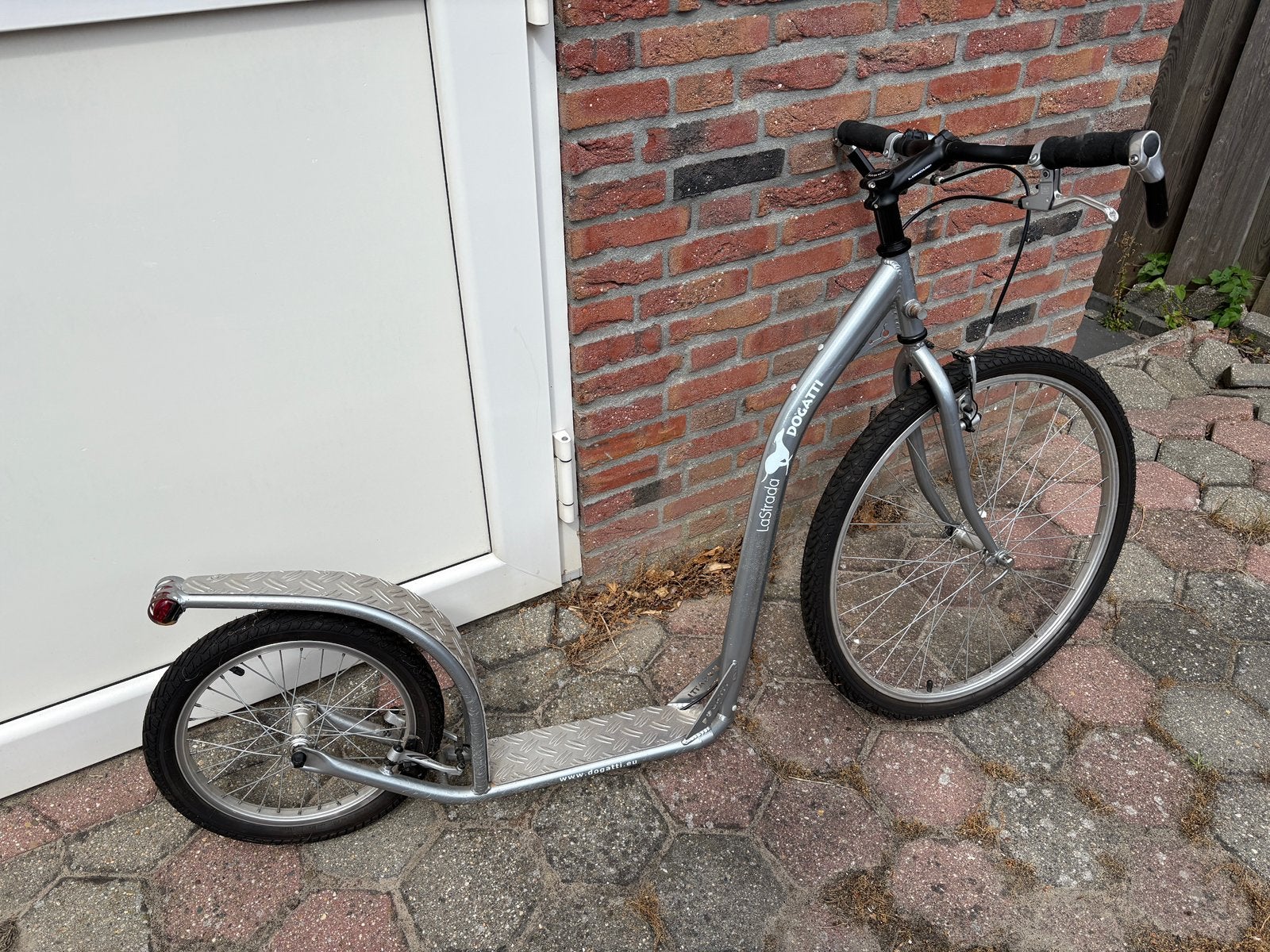 Dogatti “la strada” hondenstep, Fietsen en Brommers, Steps, Ophalen, Zo goed als nieuw, Gewone step