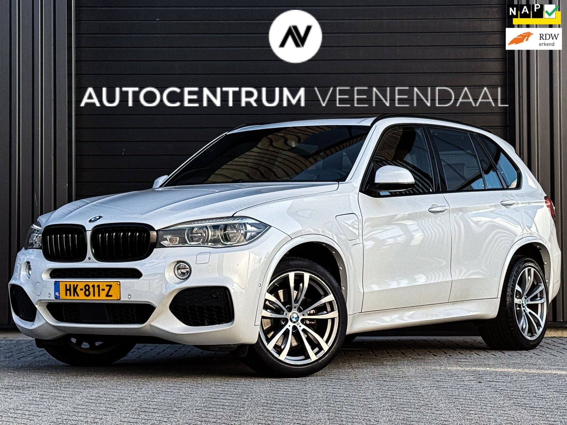BMW X5 XDrive40e 3X M-SPORT 313 PK PANO/TREKHAAK/SOFTCLOSE/A, Gebruikt, 4 cilinders, Wit, Adaptive Cruise Control