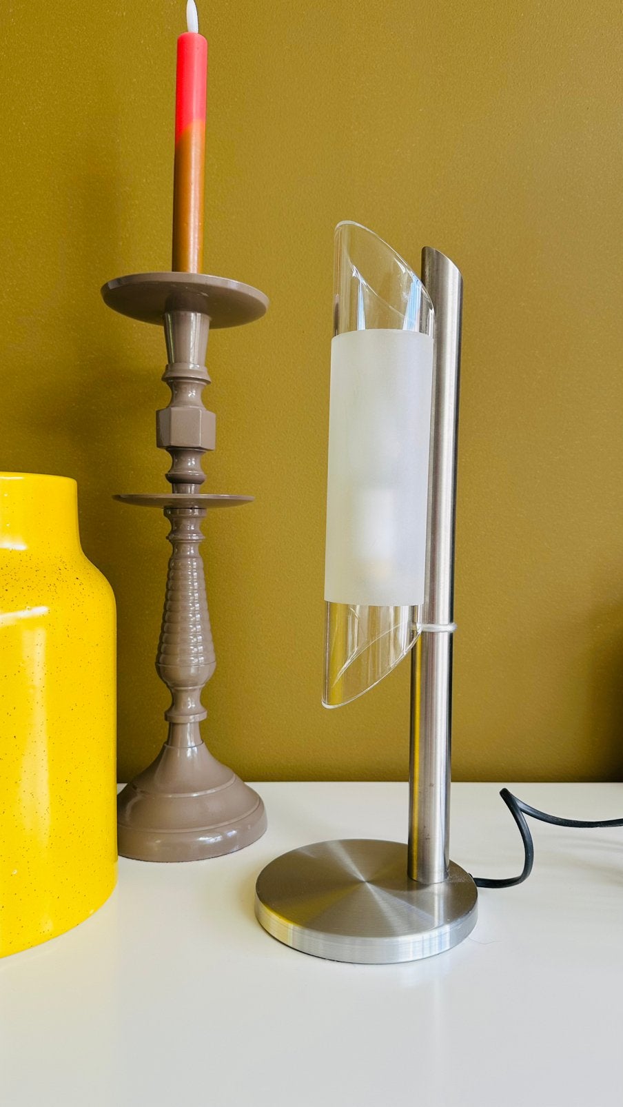 Tafellamp metalen voet glazen kap, Huis en Inrichting, Lampen | Tafellampen, Ophalen, Bureaulamp, Glas, Zo goed als nieuw