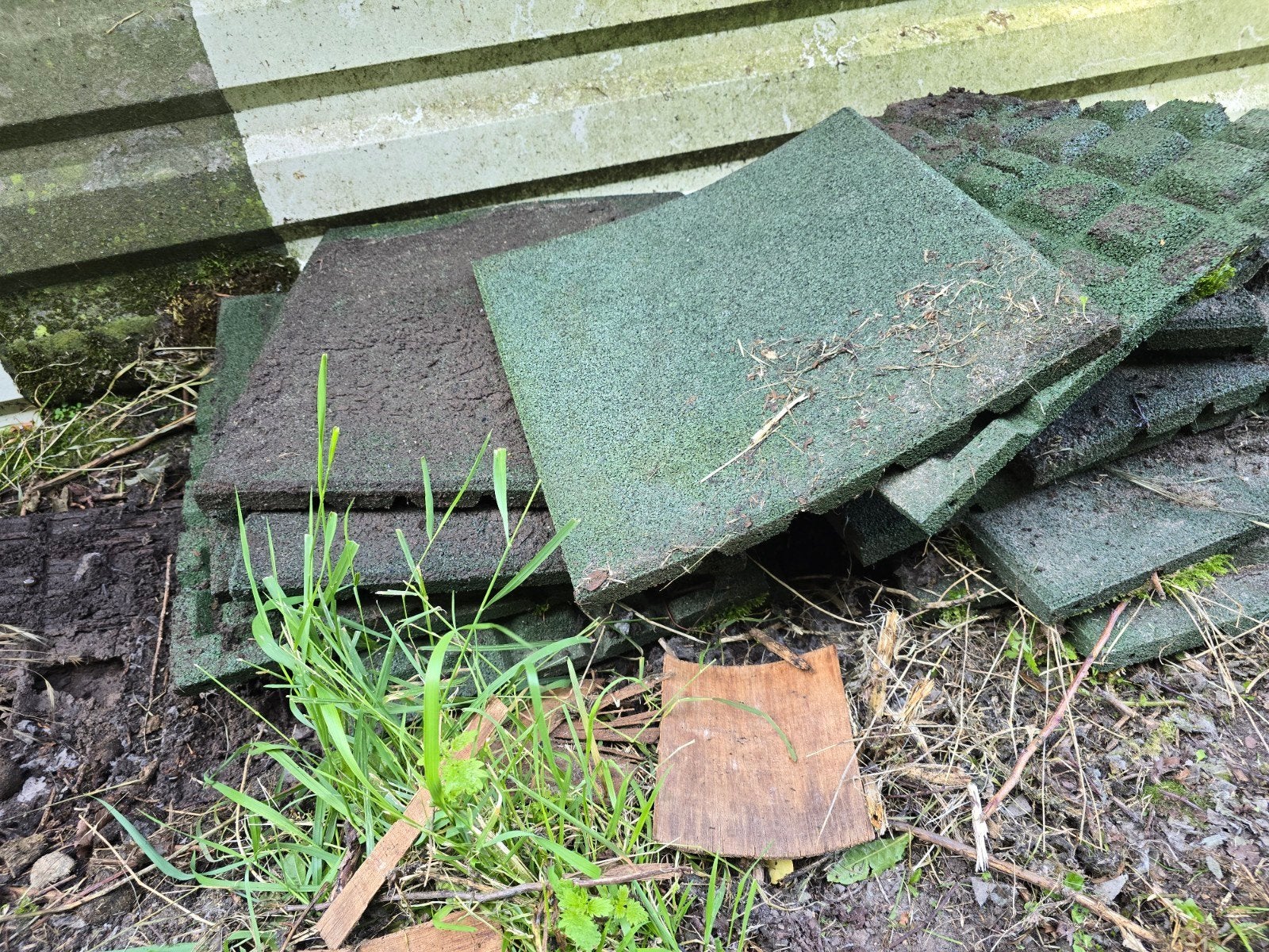 Groene rubberen tegels 40x40 cm voor paardenstal (20 stuks), Ophalen
