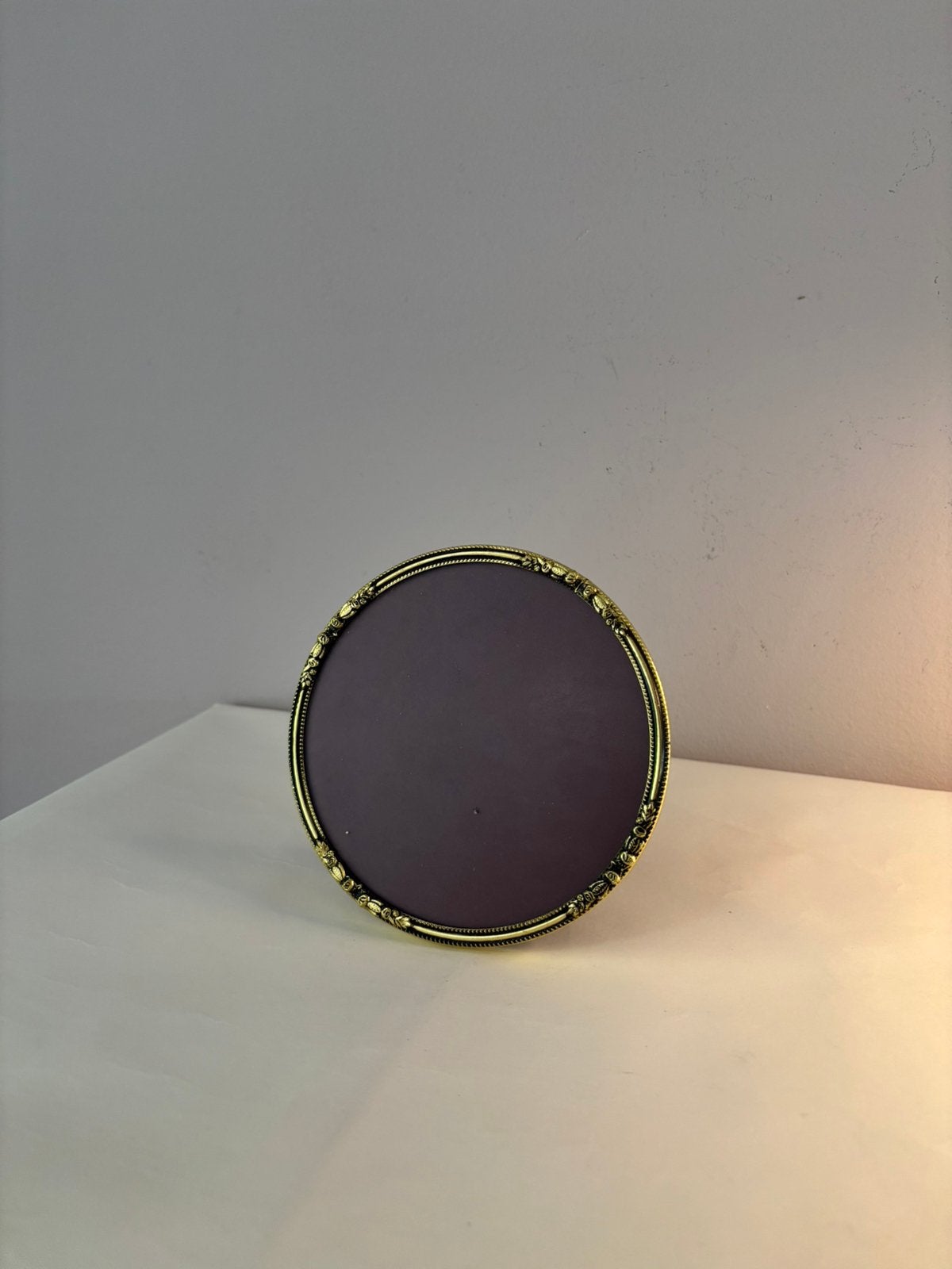 Vintage messing rond sierlijk fotolijstje, *, Verzenden, Metaal, Overige typen