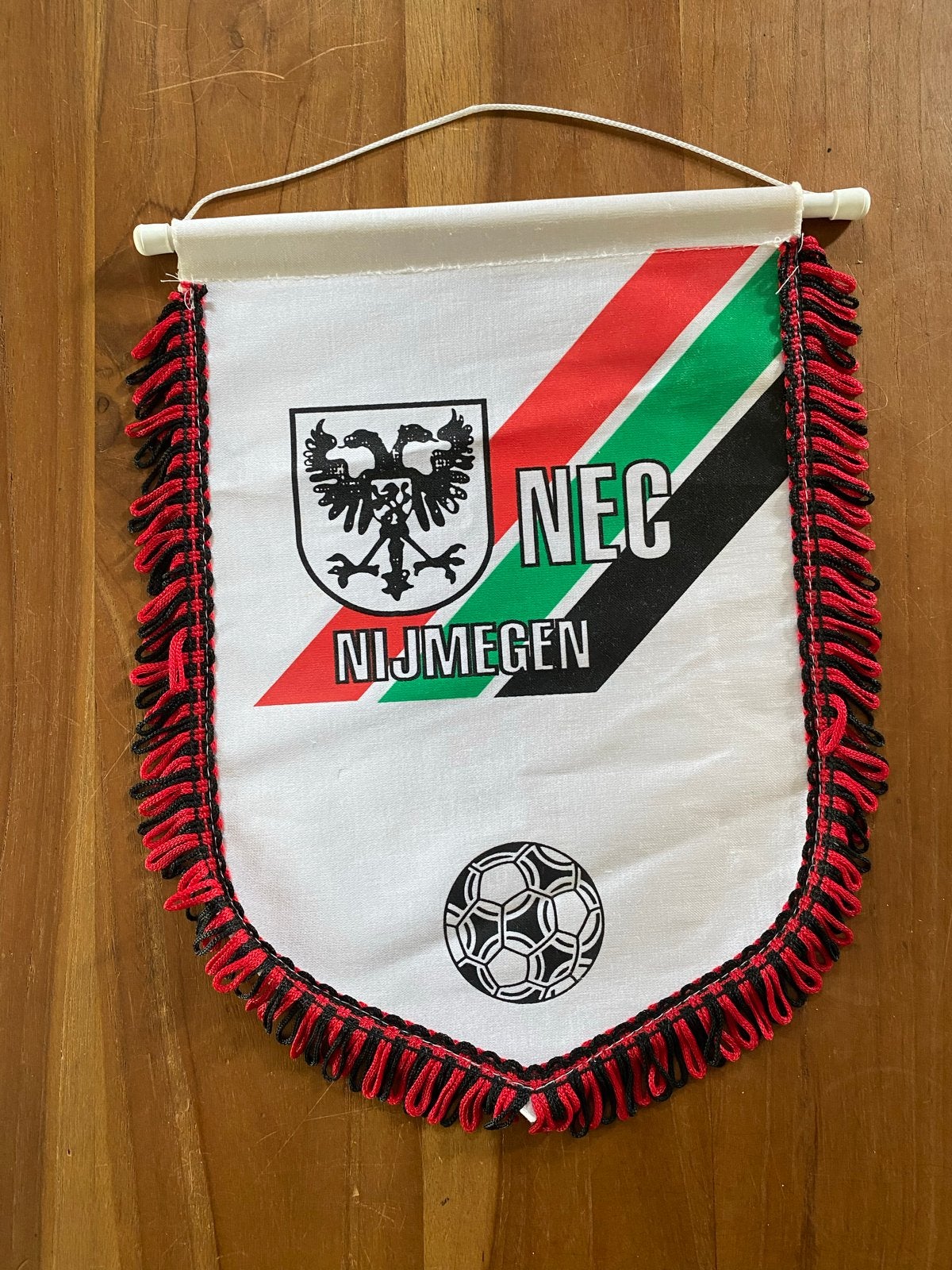 Vintage NEC Nijmegen Vaantje - Voetbalclub, Ophalen of Verzenden, Gebruikt, Overige binnenlandse clubs, Vaantje of Sjaal
