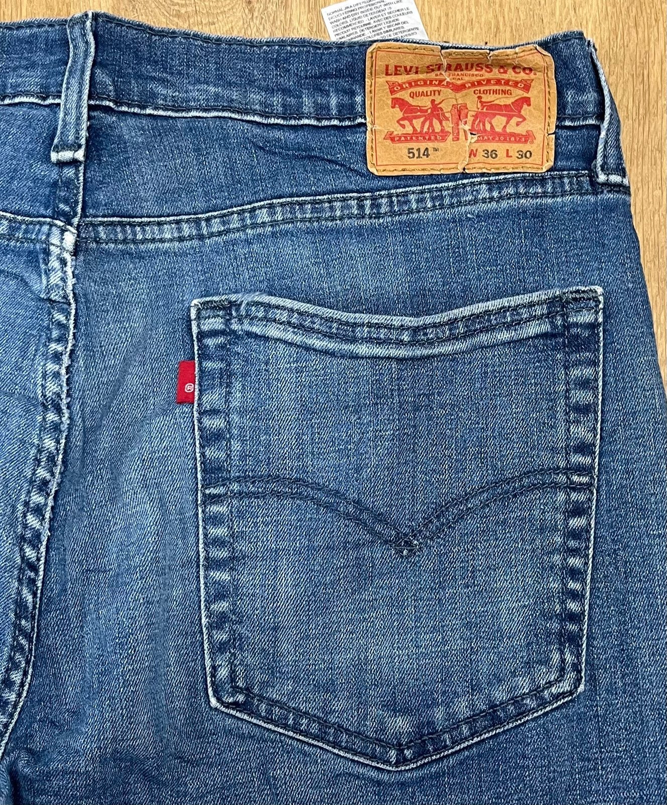 Levi’s 514 straight jeans marineblauw - Maat W36 L30, Ophalen of Verzenden, Zo goed als nieuw, Blauw, W36 - W38 (confectie 52/54)