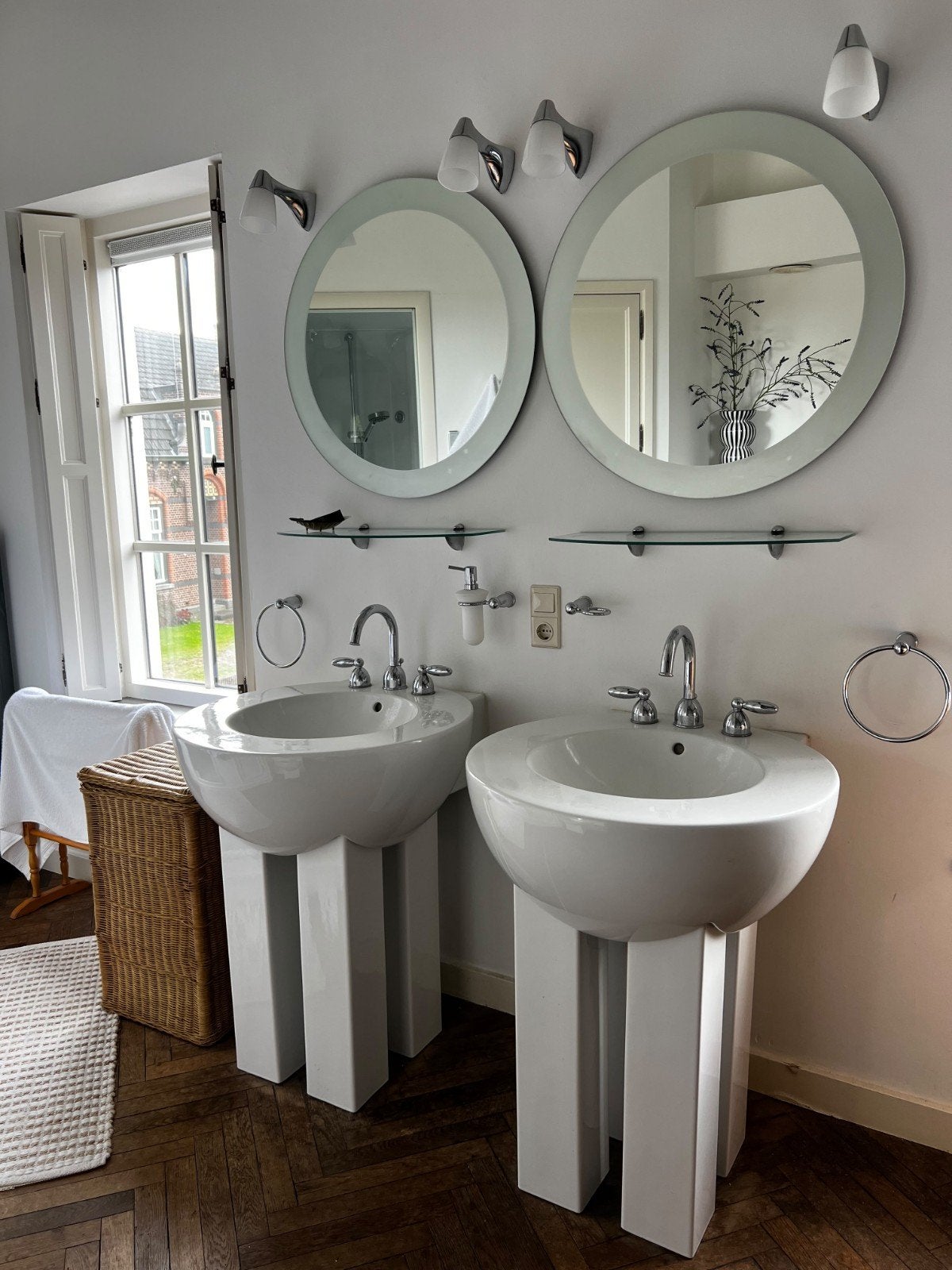 2 x Duravit design wastafels, Ophalen, Gebruikt, Wastafel