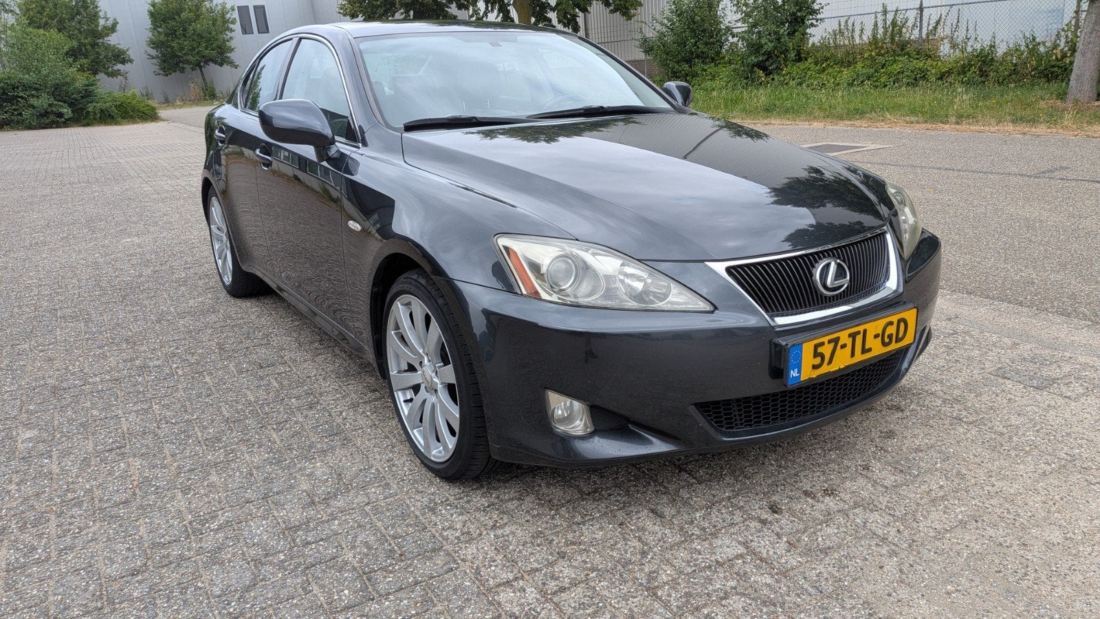 Lexus IS 250 2.5 AUT 2006 Grijs, Achterwielaandrijving, 1535 kg, Zilver of Grijs, 6 cilinders