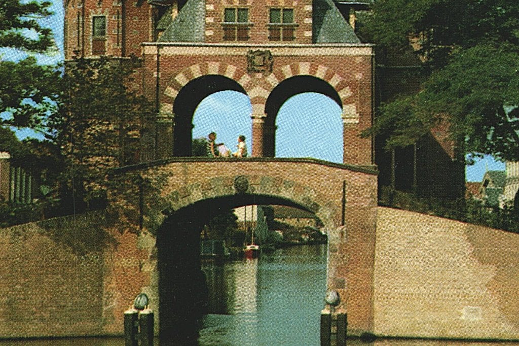 37369 Sneek waterpoort 1969 Gelopen met postzegel, Ophalen of Verzenden, 1960 tot 1980, Gelopen, Friesland