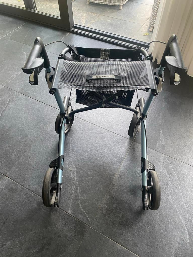 Rollator Gemino 30, Diversen, Rollators, Ophalen of Verzenden, Zo goed als nieuw