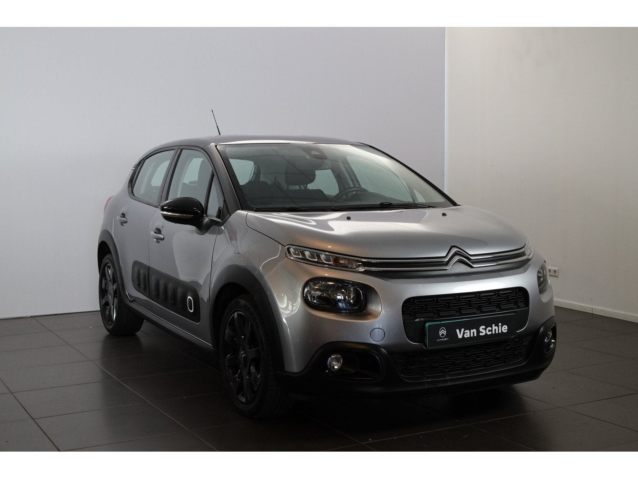 Citroën C3 PT 110 Shine Automaat-6 Carplay/Android auto | 1, Automaat, Gebruikt, 1199 cc, Bedrijf