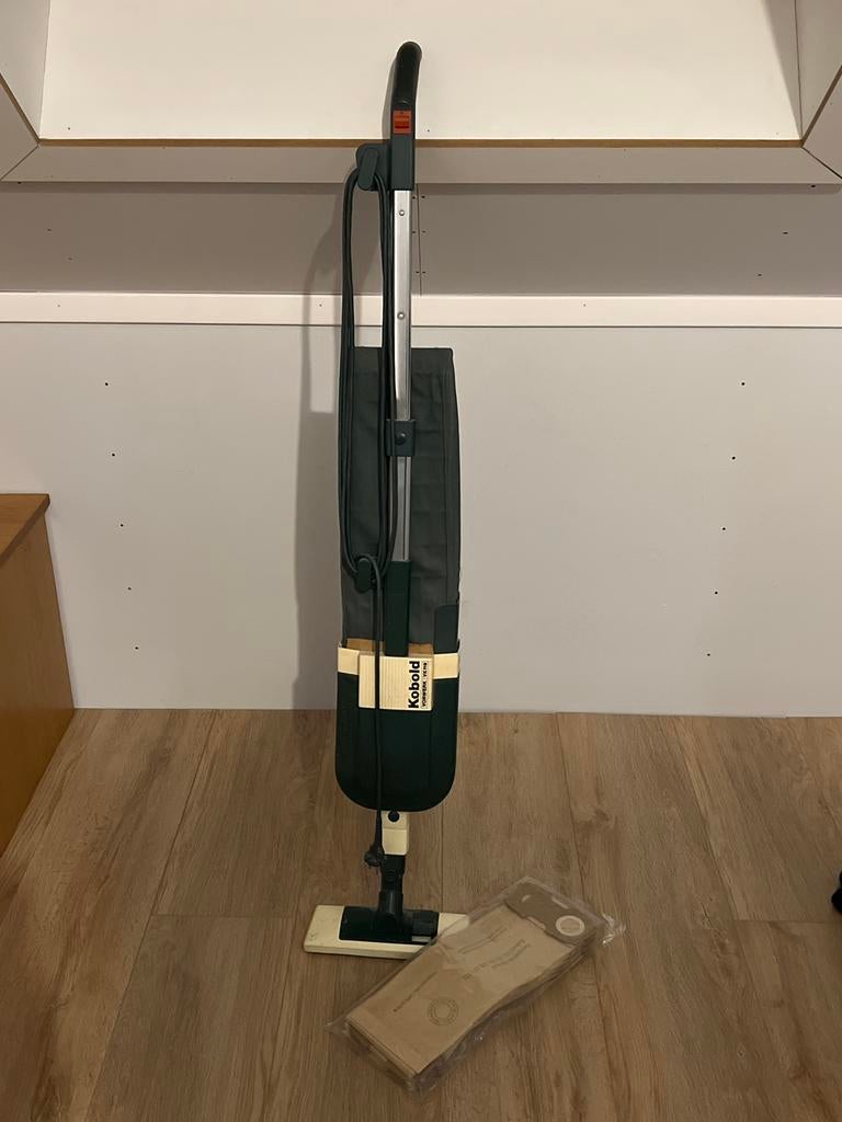 Vintage Kobold Vorwerk stofzuiger met stofzakken, Witgoed en Apparatuur, Stofzuigers, Ophalen, Gebruikt, Stofzak