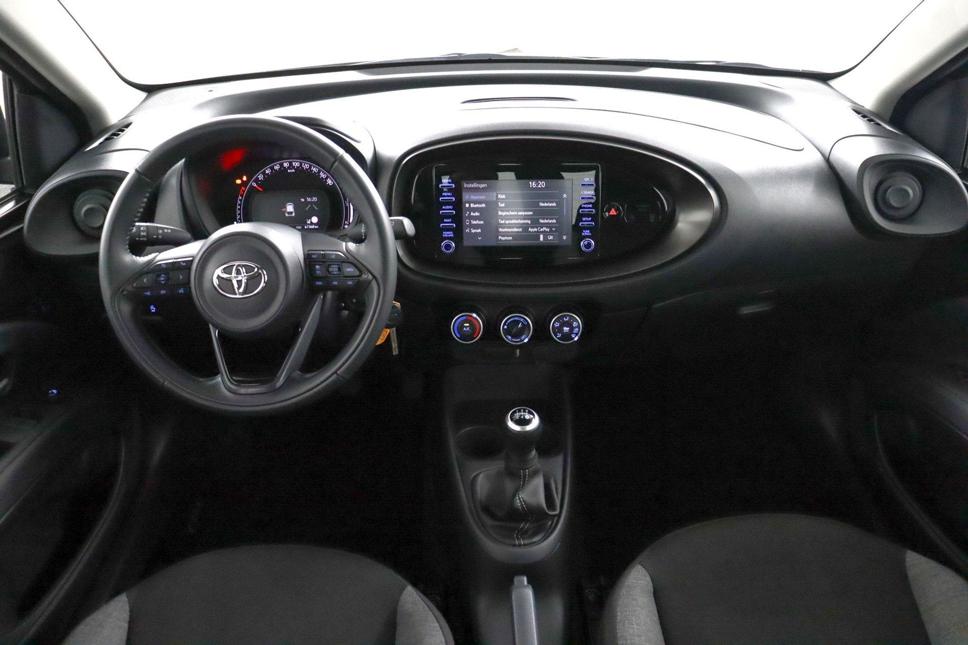 Toyota Aygo X 1.0 VVT-i MT Play|Adaptive Cruise|Apple Carpla, Auto's, Dealer onderhouden, Stof, Gebruikt, 920 kg