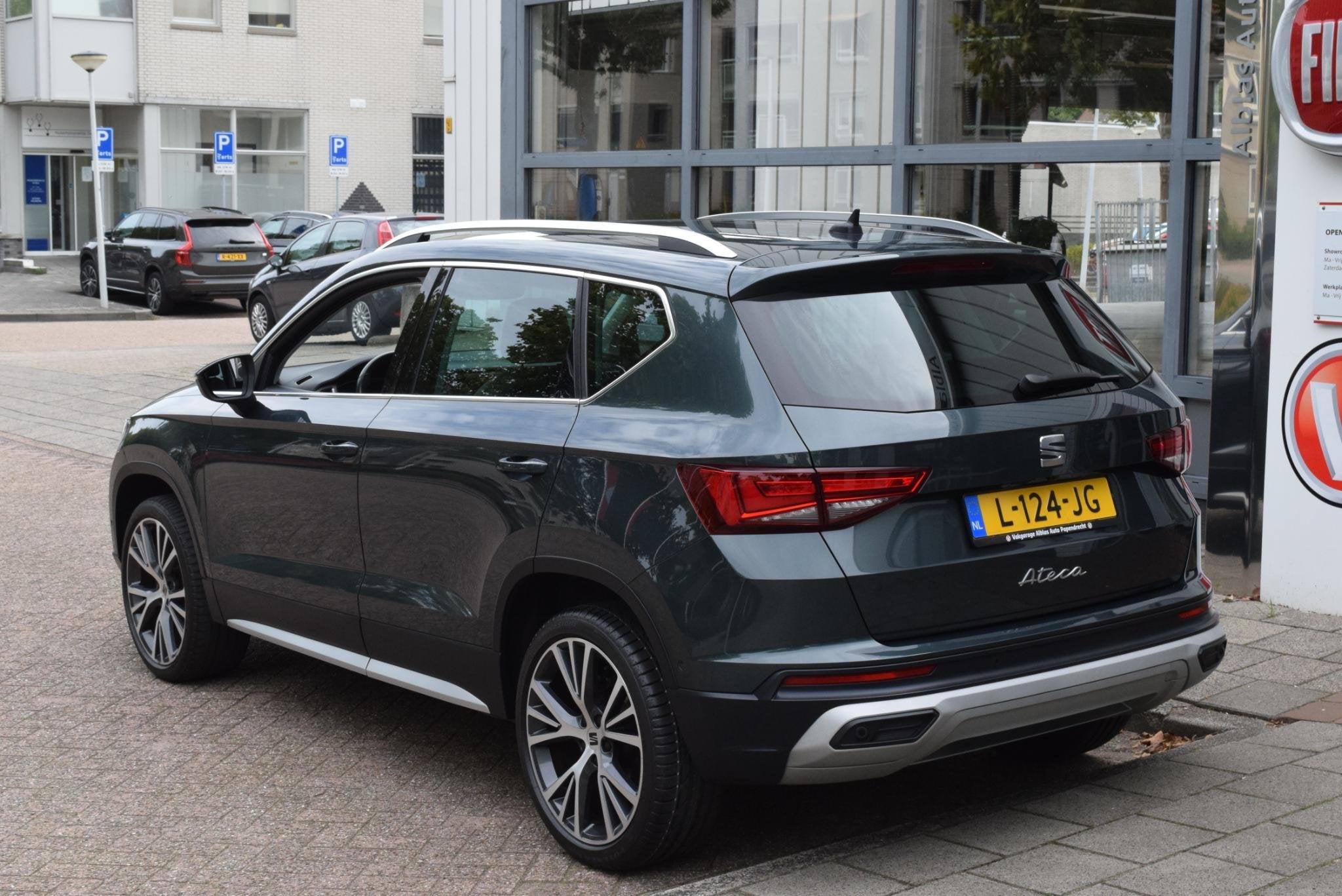 SEAT Ateca 1.5 TSI Xperience Business Intense, Auto's, Euro 6, 4 cilinders, Origineel Nederlands, Bedrijf
