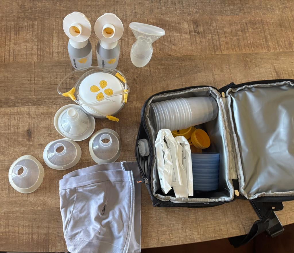 Medela swing maxi borstkolf met koeltas en opbergzakjes, Ophalen of Verzenden, Zo goed als nieuw, Borstkolf
