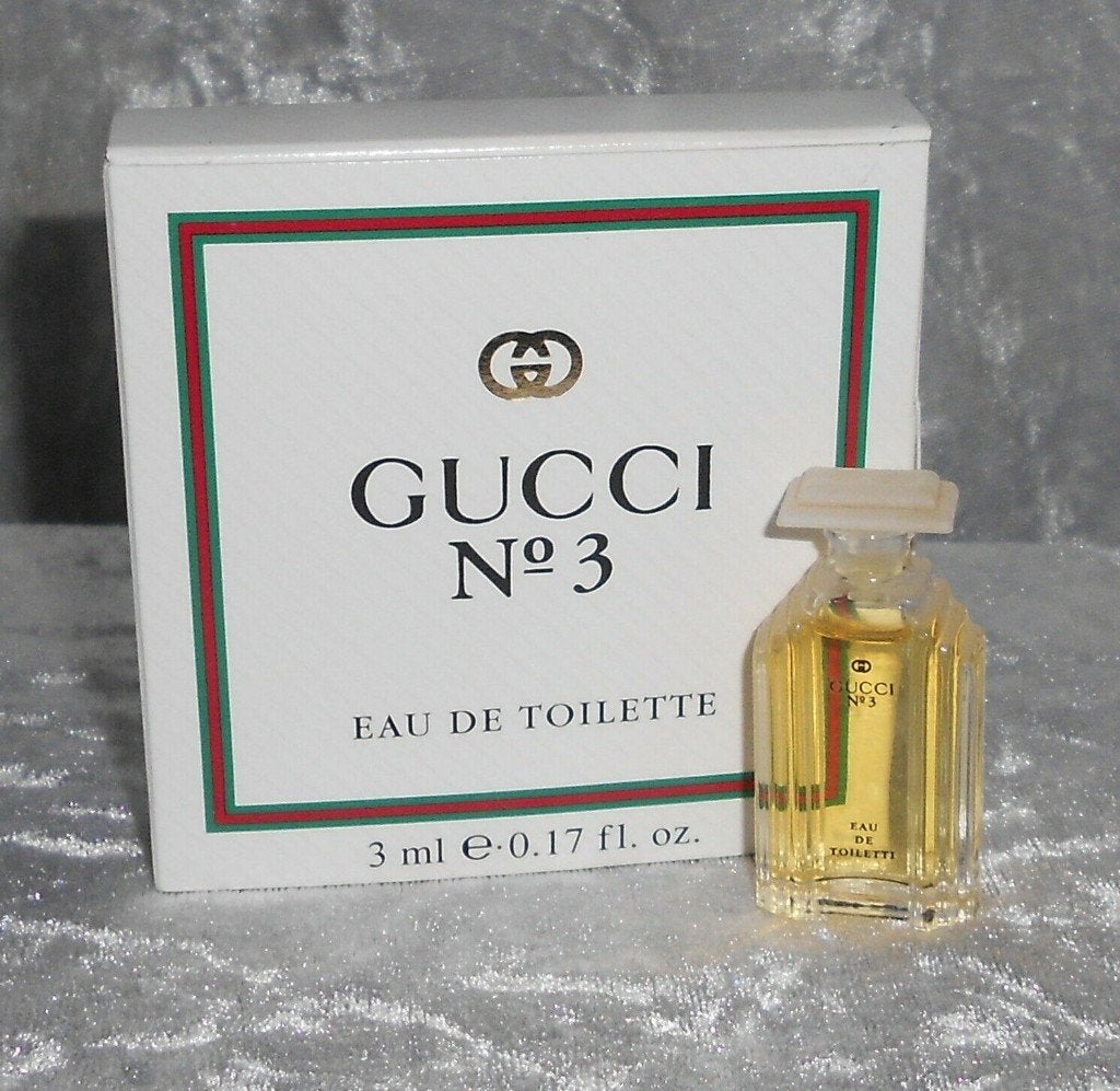 Volle parfum mini - Gucci no 3 + doosje, Ophalen of Verzenden, Zo goed als nieuw, Miniatuur, Gevuld