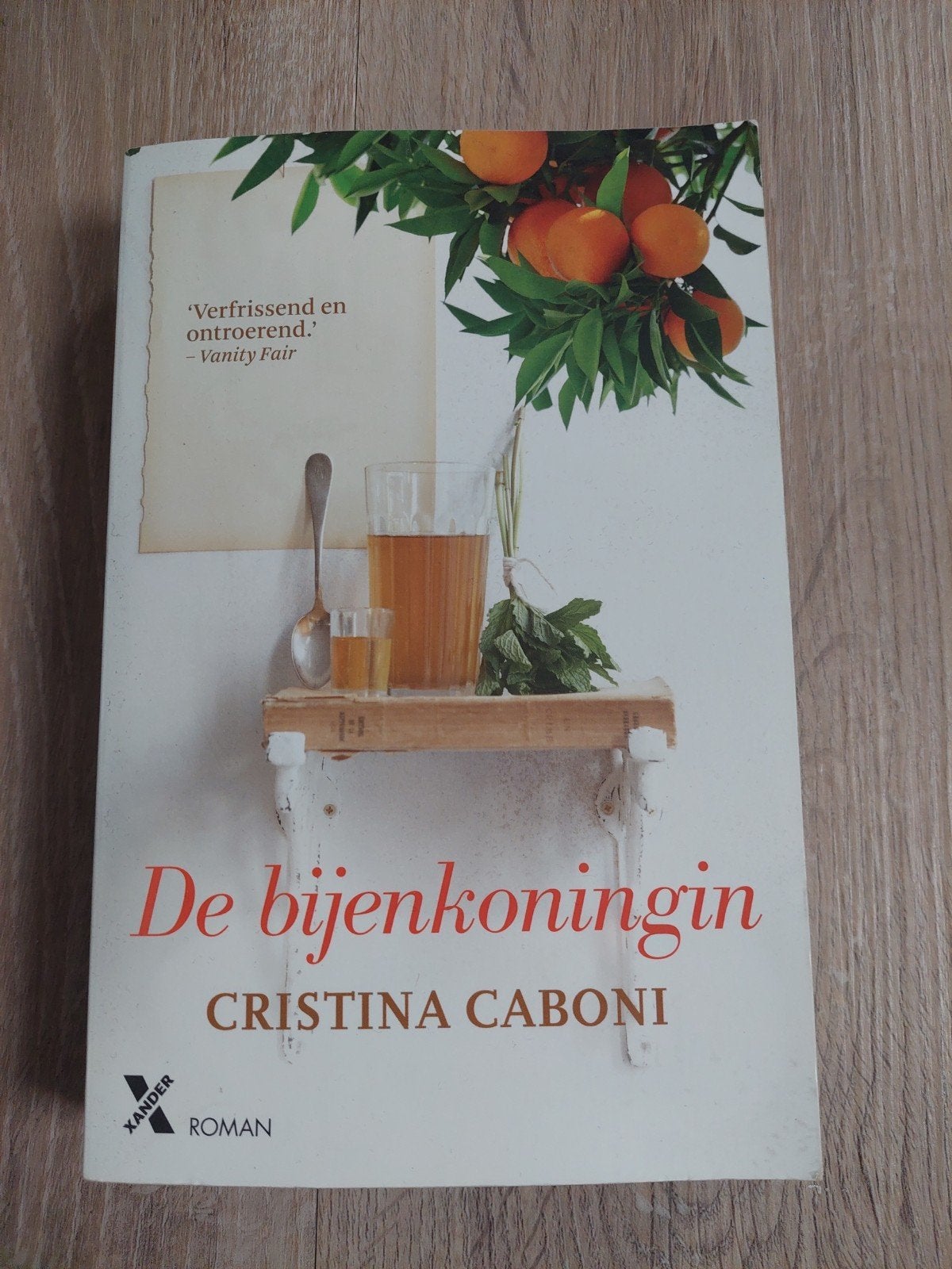De bijenkoningin-Cristina Caboni, Boeken, Ophalen of Verzenden, Zo goed als nieuw, Cristina Caboni