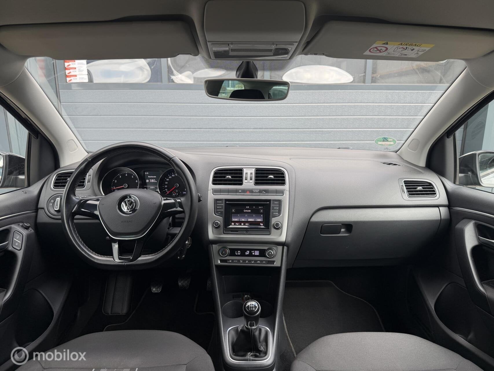 Volkswagen Polo 1.0 Comfortline | Airco | Cruise | 1e Eig, Auto's, Volkswagen, Gebruikt, Zwart, Bedrijf, Handgeschakeld