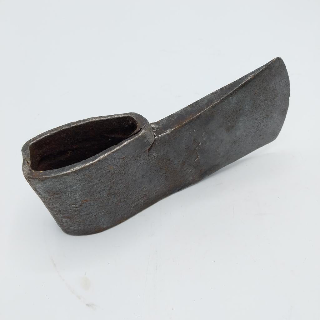 Oude bijlkop (45986-ML), Antiek en Kunst, Antiek | Gereedschap en Instrumenten, Ophalen of Verzenden