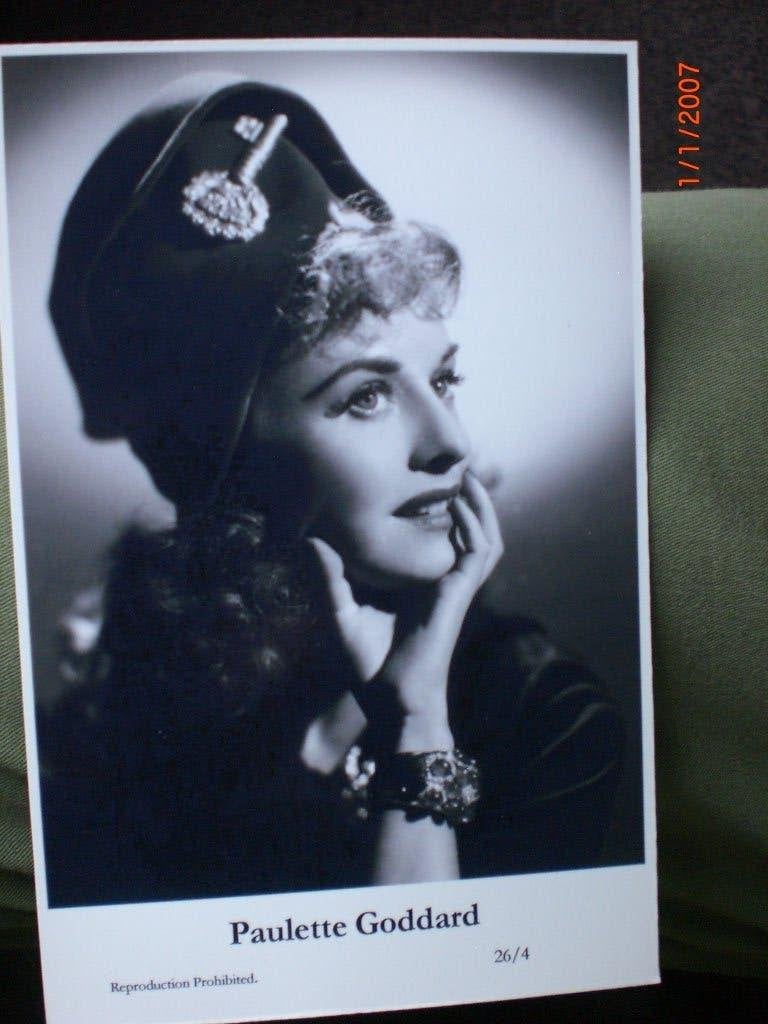 kaart Paulette Goddard 2, Ophalen of Verzenden, 1980 tot heden, Ongelopen, Sterren en Beroemdheden