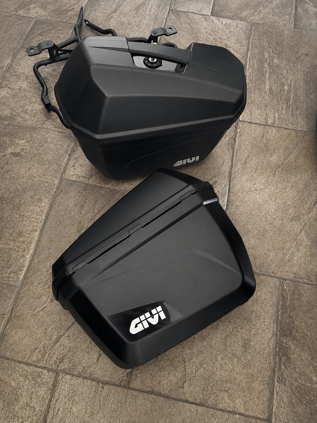GIVI Kofferset koffers met beugels Kawasaki VULCAN S 650, Ophalen, Gebruikt