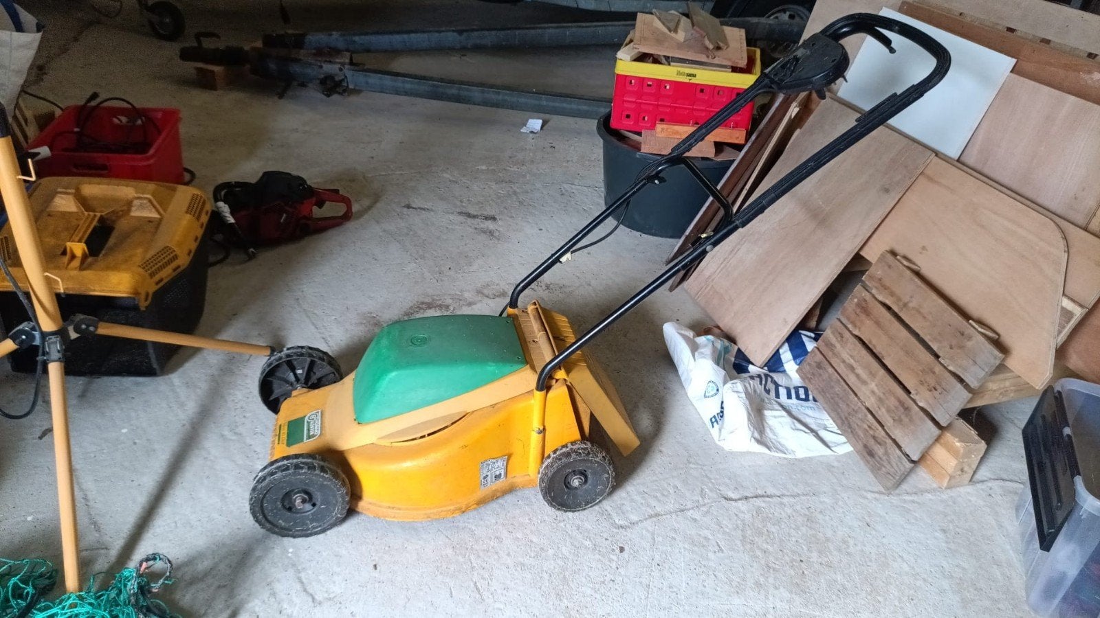 Opknapper. Grasmaaier, Tuin en Terras, Ophalen, Gebruikt