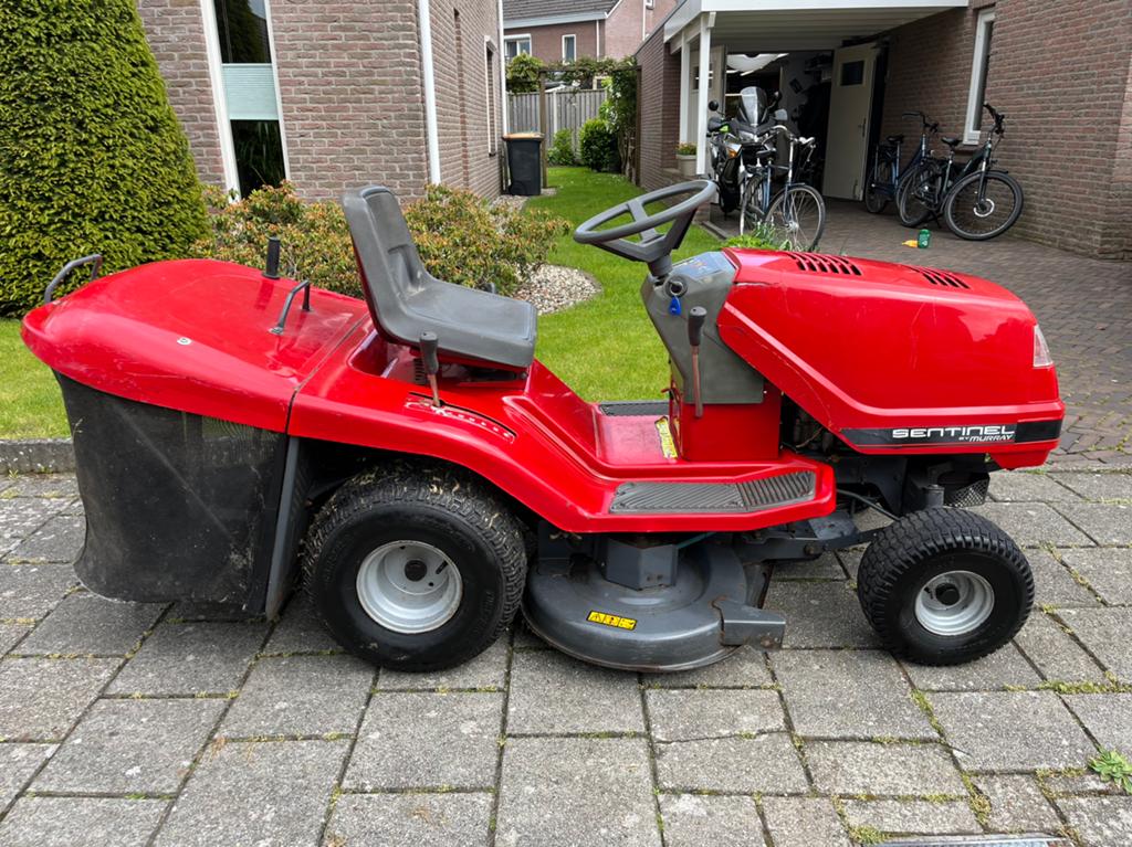 Murray Sentinel 13/102 zitmaaier met opvangbak, Ophalen, Gebruikt, Versnellingen, 90 tot 120 cm
