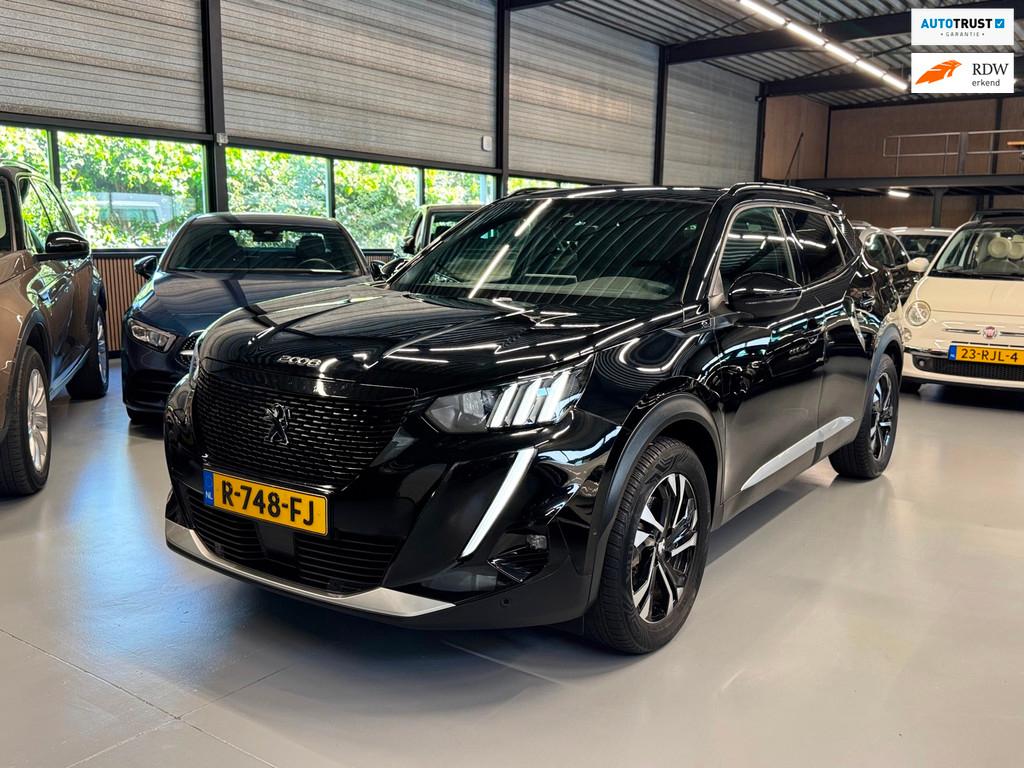 Peugeot E-2008 EV GT 50 kWh Pano/Led/Camera, Auto's, 330 km, 136 pk, Gebruikt, Zwart