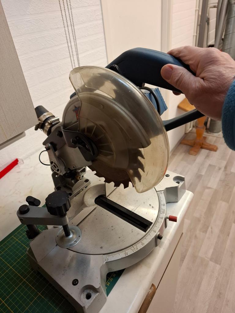 Afkortzaag Top Craft, Ophalen, Gebruikt, Onbekend, 600 tot 1200 watt