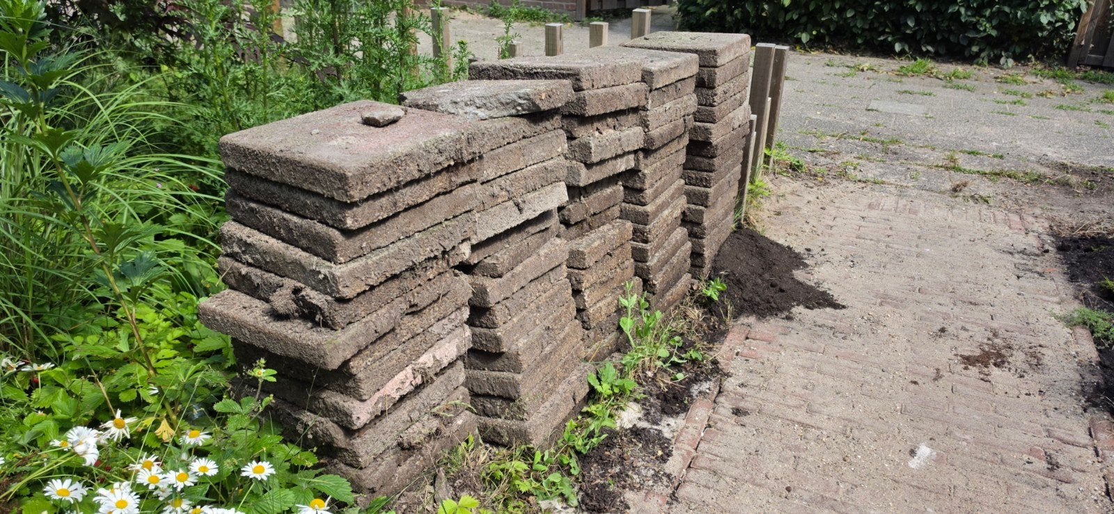 Gebruikte terrastegels, beton 30x30x5, Tuin en Terras, Tegels en Klinkers, Ophalen, Gebruikt, 10 m² of meer, Beton
