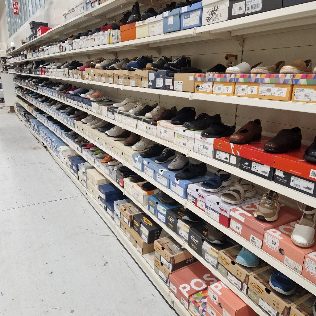 MEGA SCHOENENUITVERKOOP Assen! 2000+ Paar Merkschoenen -50%, Ophalen, Overige kleuren, Pme, Pme