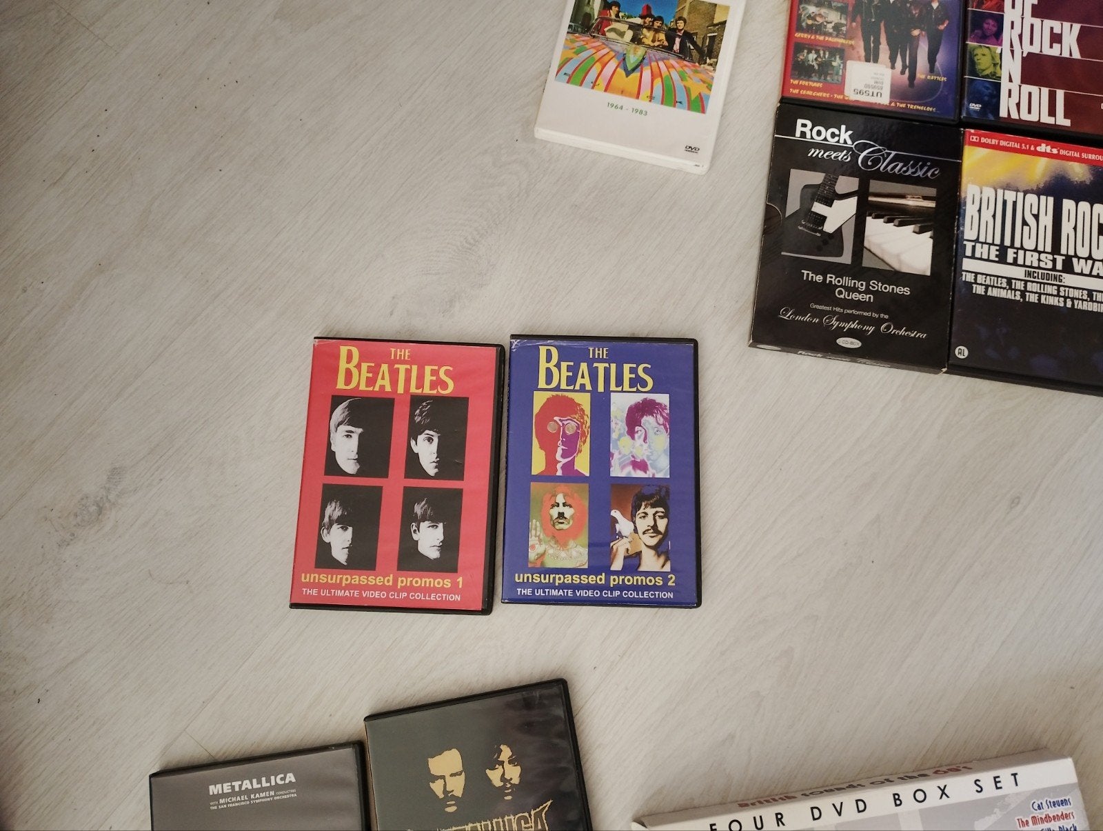 The Beatles Unsurpassed Promos 1 & 2 DVD Box Set, Alle leeftijden, Ophalen of Verzenden, Muziekvideo's, Inclusief doosje