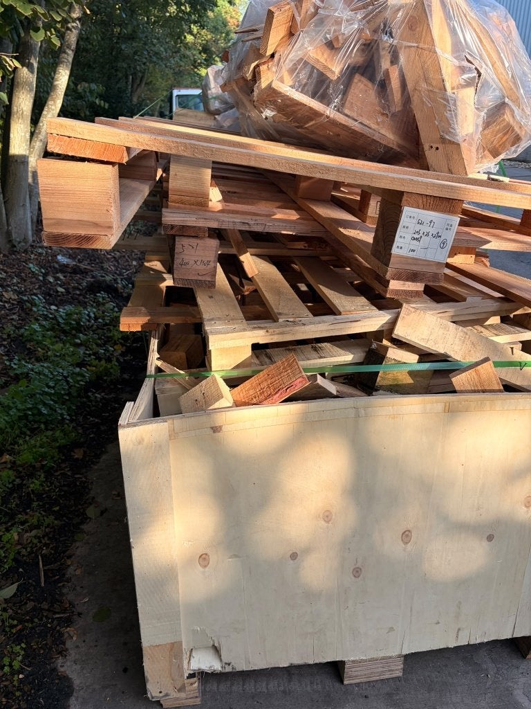 GRATIS AF TE HALEN - Brandhout / Pallets, Minder dan 3 m³, Ophalen, Overige houtsoorten