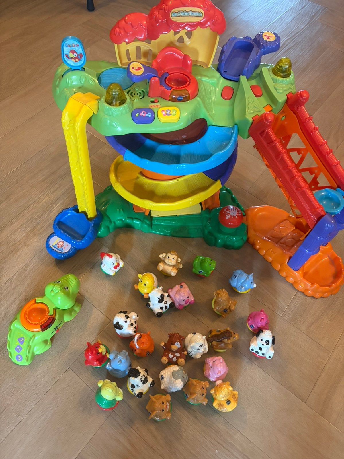 Vtech klim & verken boomhuis met veel zoomizooz, Ophalen of Verzenden, Gebruikt