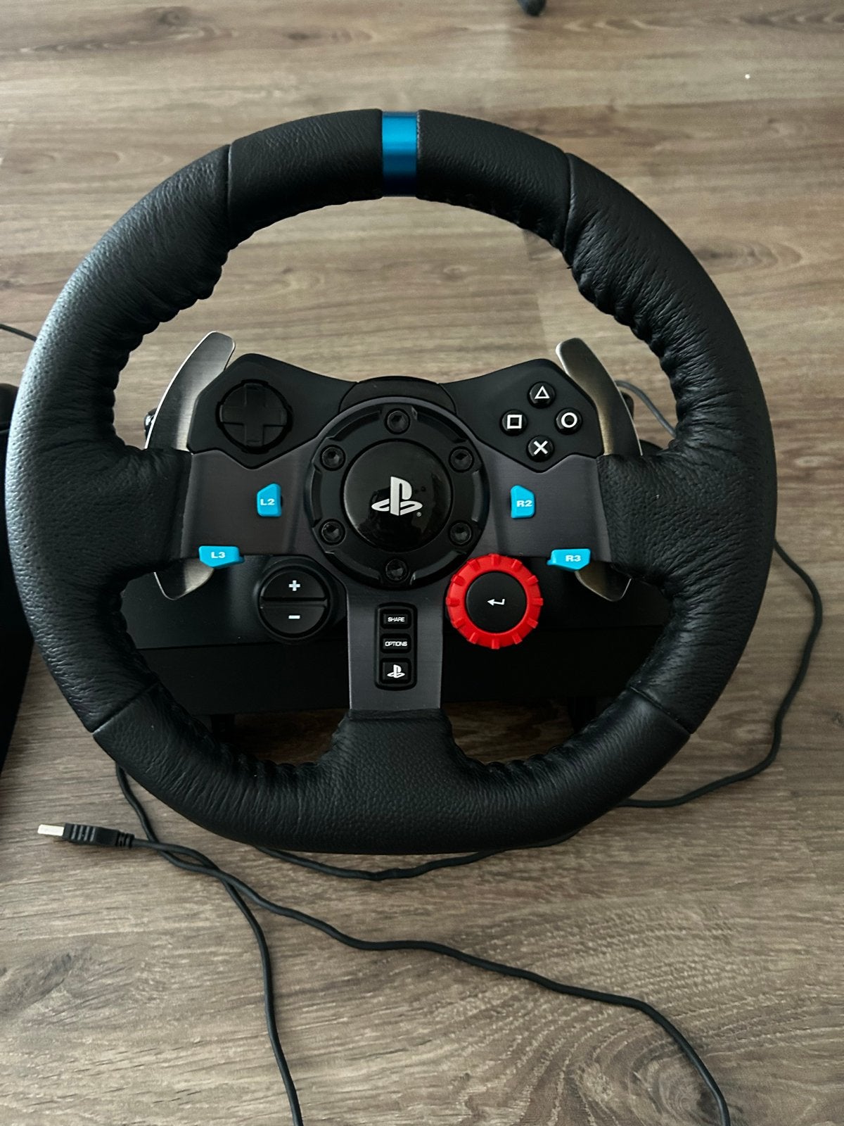 Logitech G29 racestuur met pedalen voor PlayStation/PC, Spelcomputers en Games, Ophalen, Racestuur, Force feedback, Zo goed als nieuw