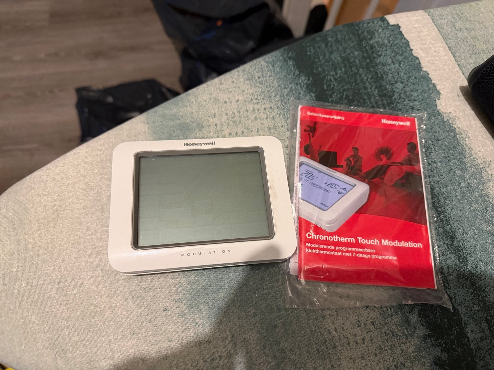 Honeywell Chronotherm Touch Modulatie Thermostaat, Ophalen of Verzenden, Slimme thermostaat, Gebruikt