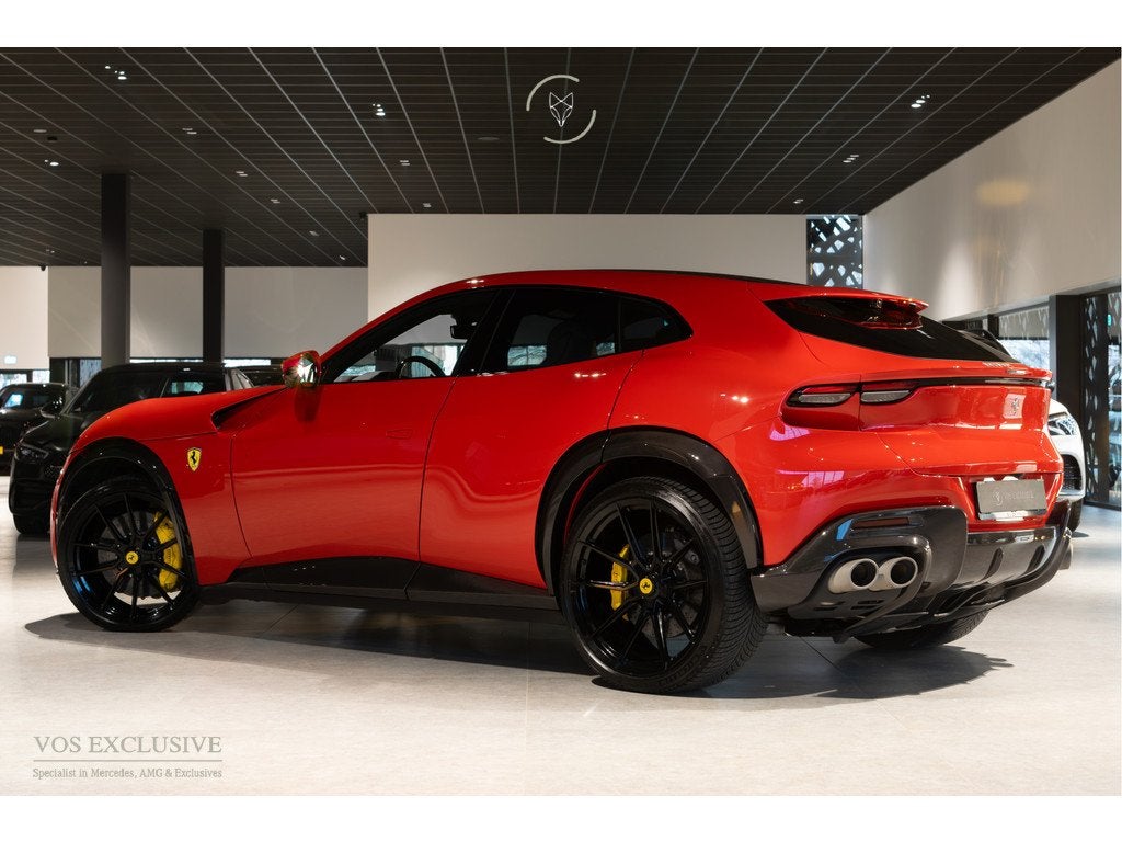 Ferrari Purosangue 6.5 V12 Full Carbon in- en exterior|Pelle, Auto's, Ferrari, Automaat, 2033 kg, Inductieladen voor smartphones