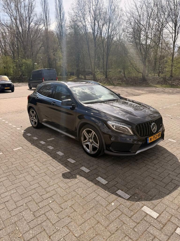 Mercedes-Benz GLA Gla250 4MATIC Zwart, Auto's, Automaat, 15 km/l, 1800 kg, 4 cilinders