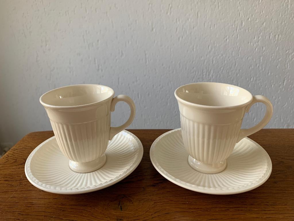 2 Wedgwood "Edme Plain" Koffie/Senseo Kopjes en Schotels, Huis en Inrichting, Nieuw, Ophalen of Verzenden, Overige stijlen, Kop(pen) en/of Schotel(s)