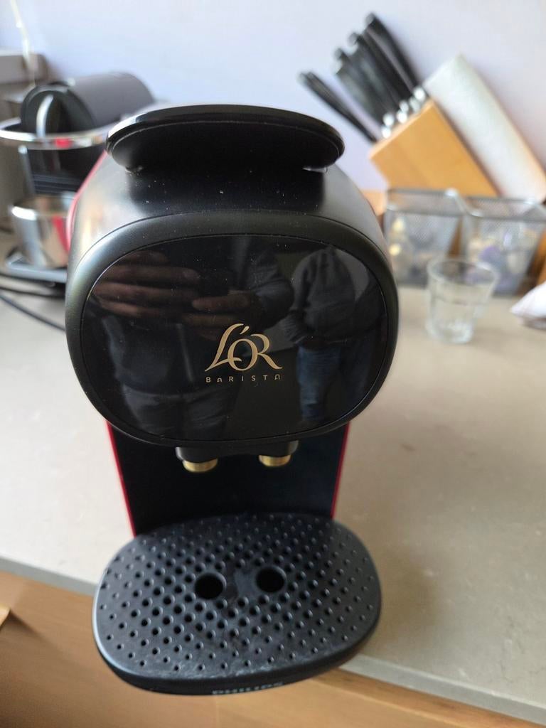 L'OR Barista Koffiemachine - Zo goed als nieuw, Witgoed en Apparatuur, Koffiezetapparaten, Zo goed als nieuw, Koffiepads en cups