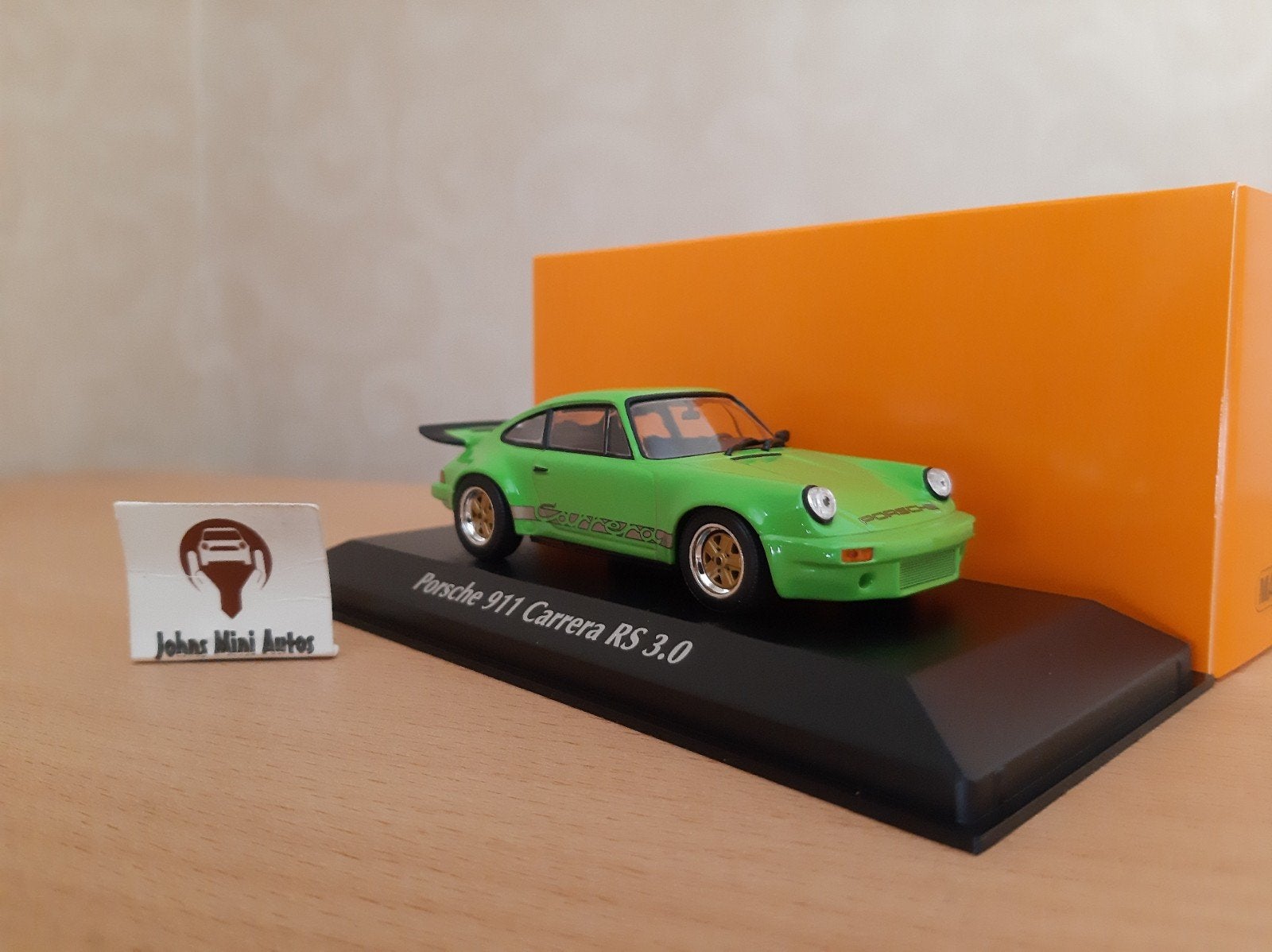 Porsche 911 Carrera RS 3.0 1974 groen van Maxichamps 1:43