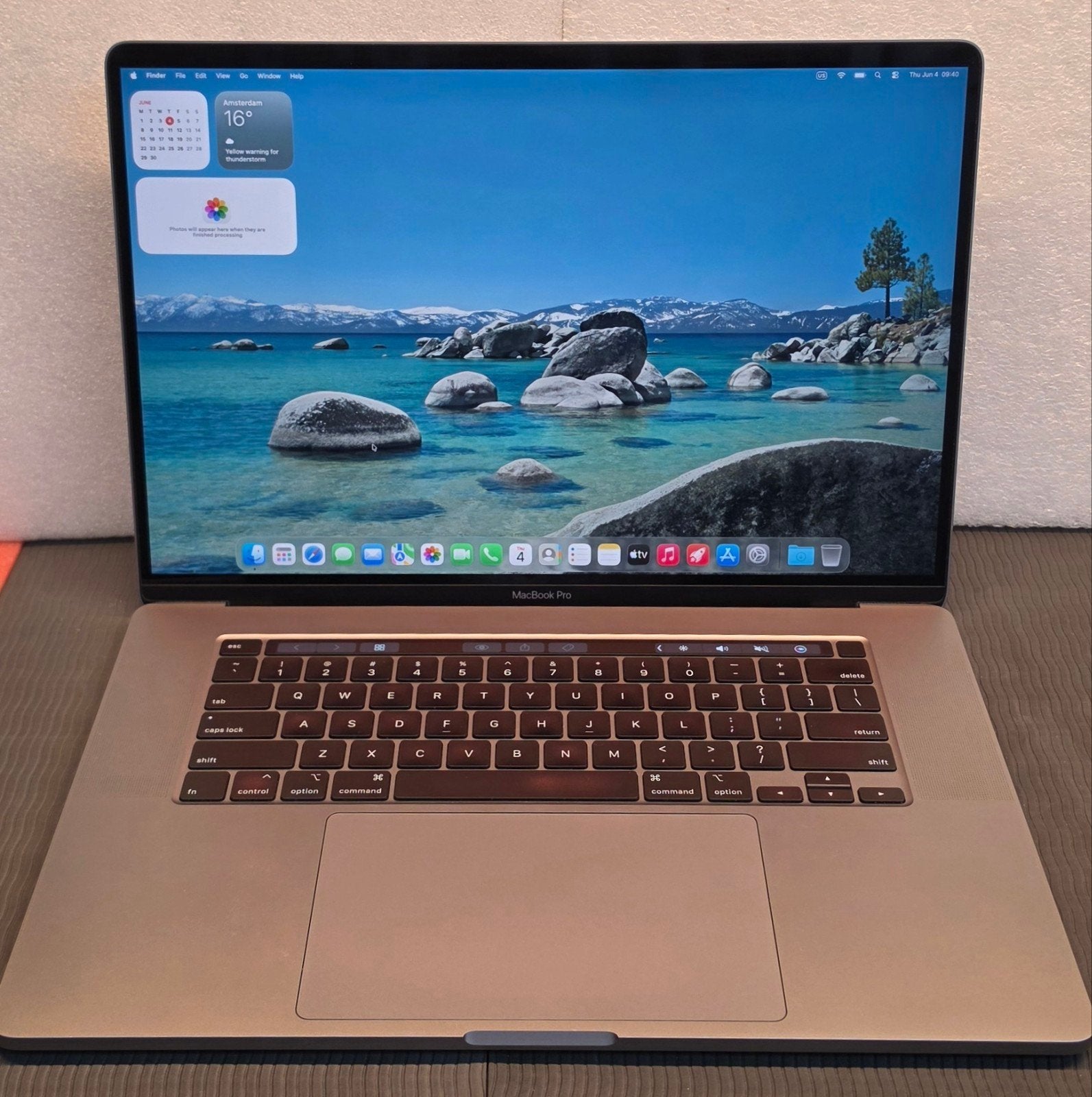 Macbook pro 16" i9 8gb video 16gb 1TB 4th.b, MacBook Pro, 1 TB of meer, 2 tot 3 Ghz, Qwerty