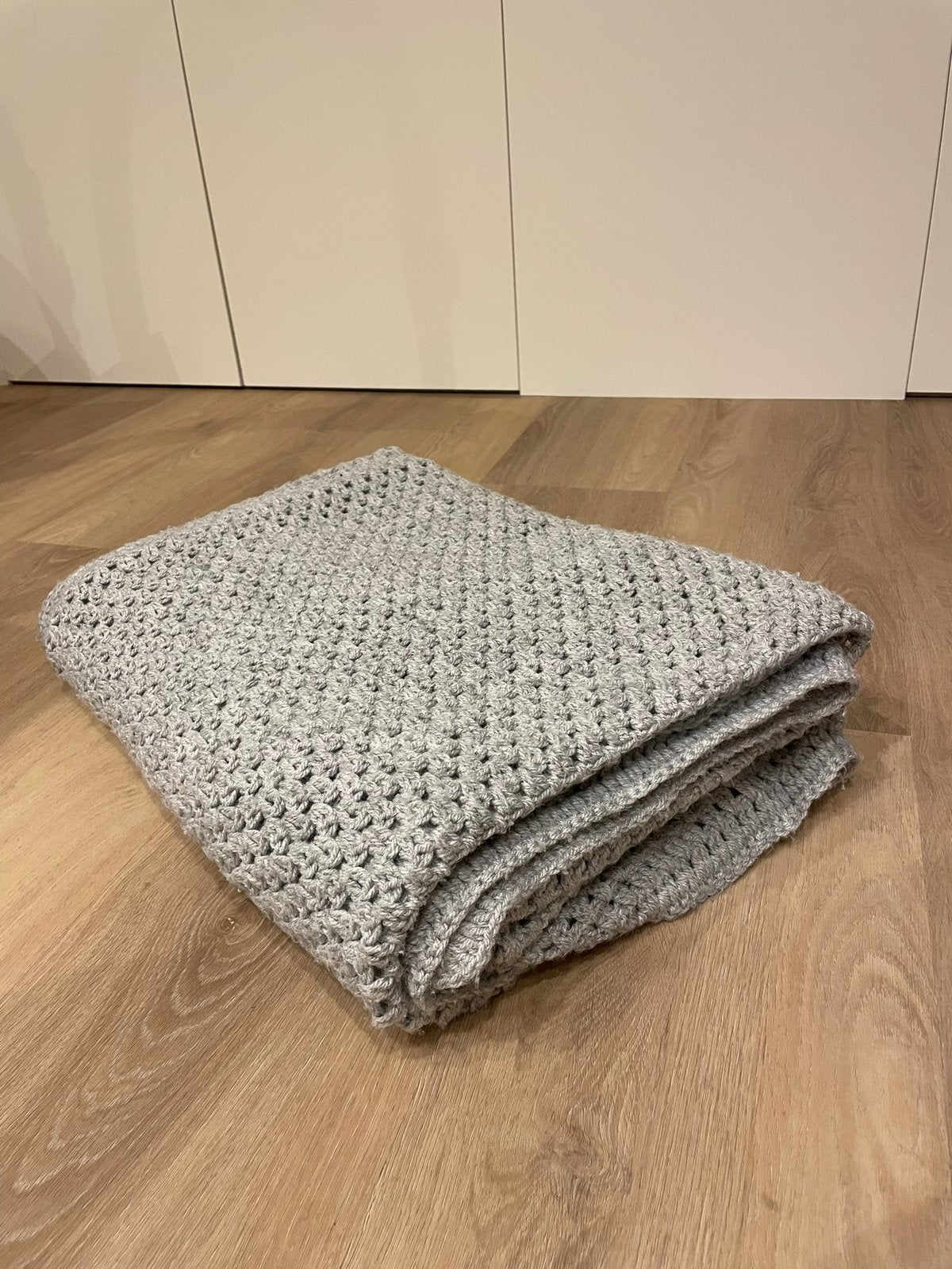 Plaid sprei woondeken grijs 160x210, Huis en Inrichting, Woonaccessoires | Plaids en Woondekens, Ophalen of Verzenden, Zo goed als nieuw