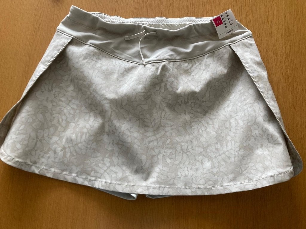 Quecha Shortrokje/ Padelrok/ Tennisrokje/ rok , Maat 42 *NW*, Beige, Nieuw, Ophalen of Verzenden, Quechua
