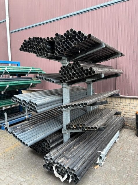 Ronde hekwerkpalen Ø 6 cm – diverse lengtes en kleuren, Tuin en Terras, Tuinhekken en Hekwerk, Ophalen, Zo goed als nieuw, IJzer