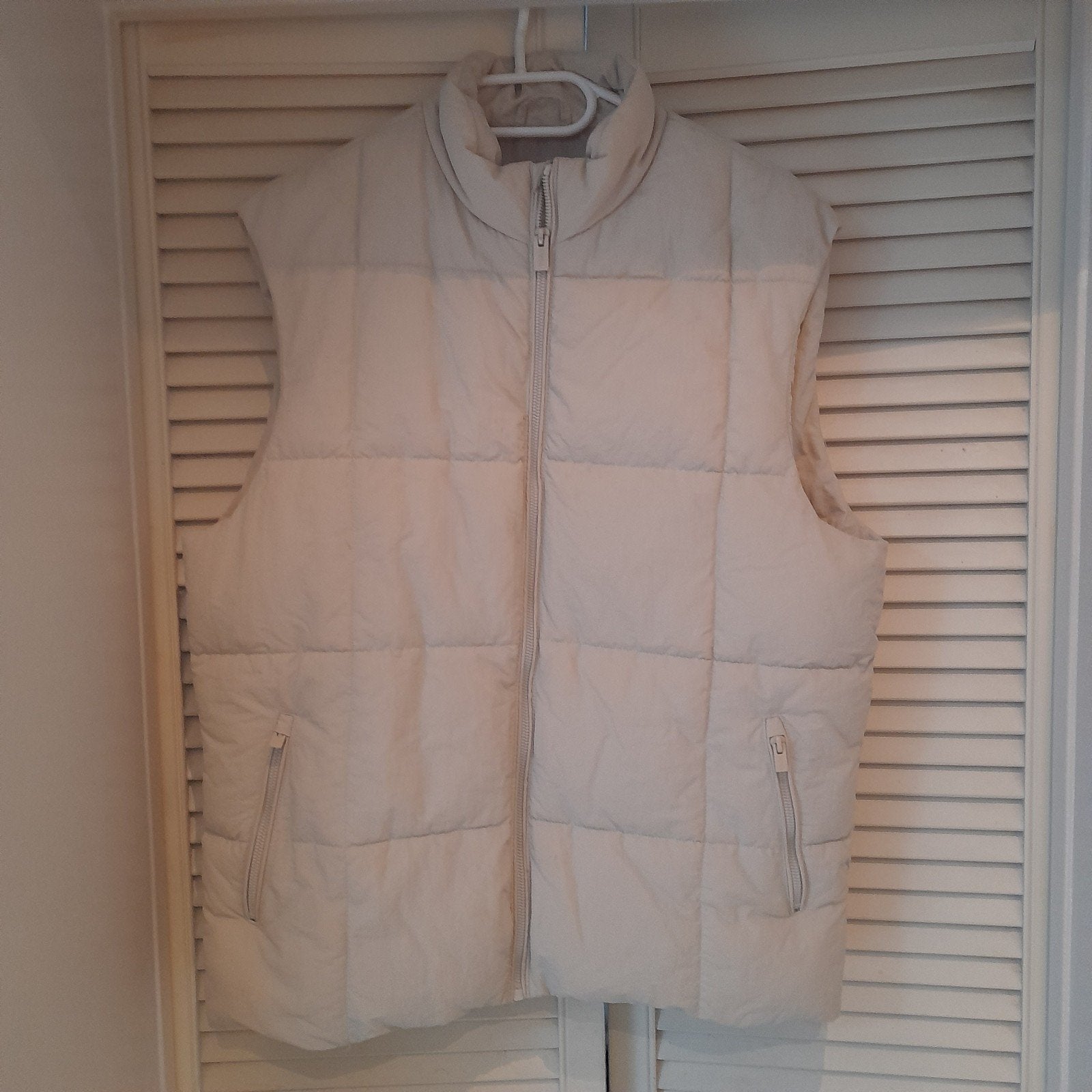 Bodywarmer shoeby crème, Ophalen of Verzenden, Zo goed als nieuw, Maat 38/40 (M), Beige