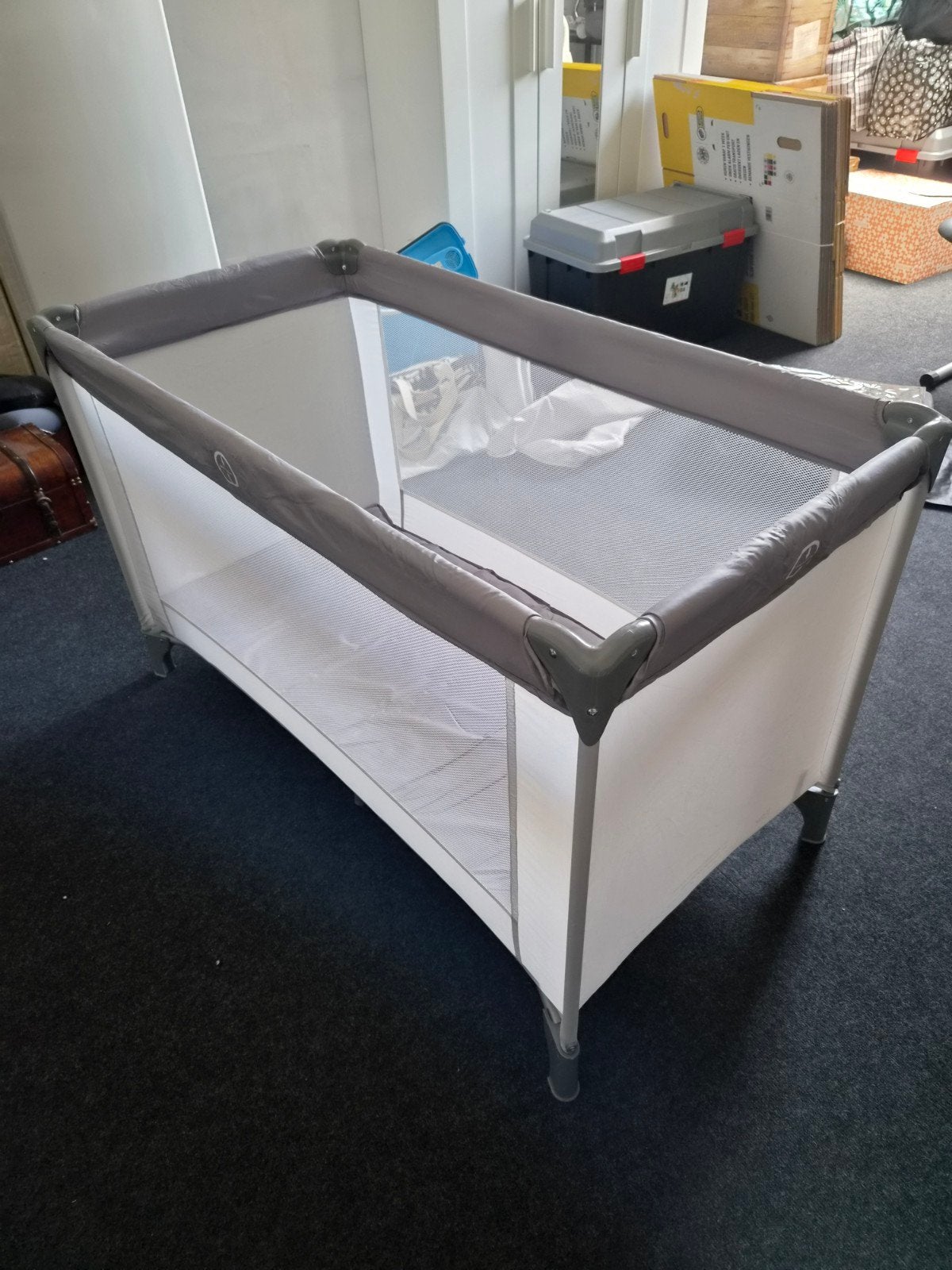 Campingbed / reisbedje inclusief matras – compleet met tas, Ophalen, Zo goed als nieuw, Reisbedje