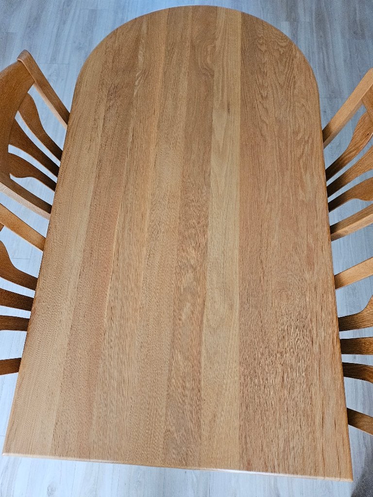Massief eikenhouten uitschuifbare eettafel en  4 eikenstoele, Huis en Inrichting, Tafels | Eettafels, Ophalen, Eikenhout, 50 tot 100 cm