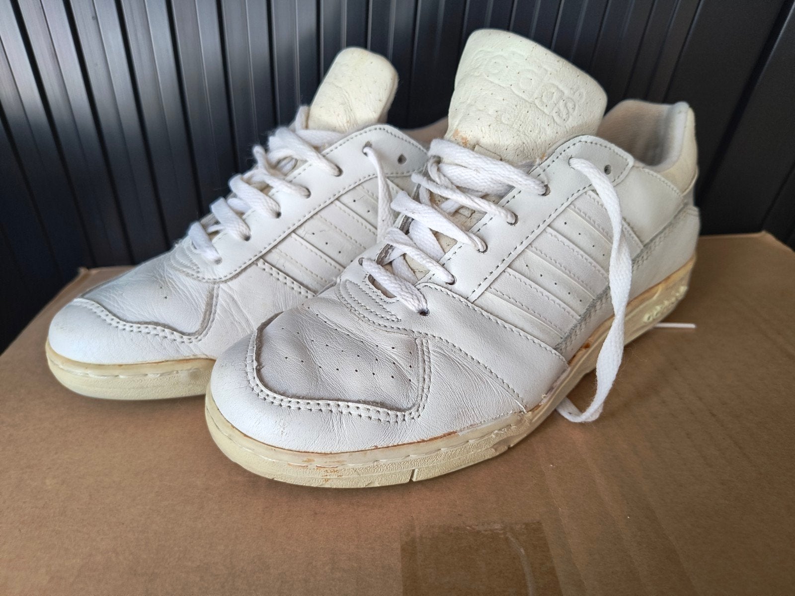 Originele vintage witte adidas sneakers maat 38, Adidas, Wit, Ophalen of Verzenden, Sneakers of Gympen