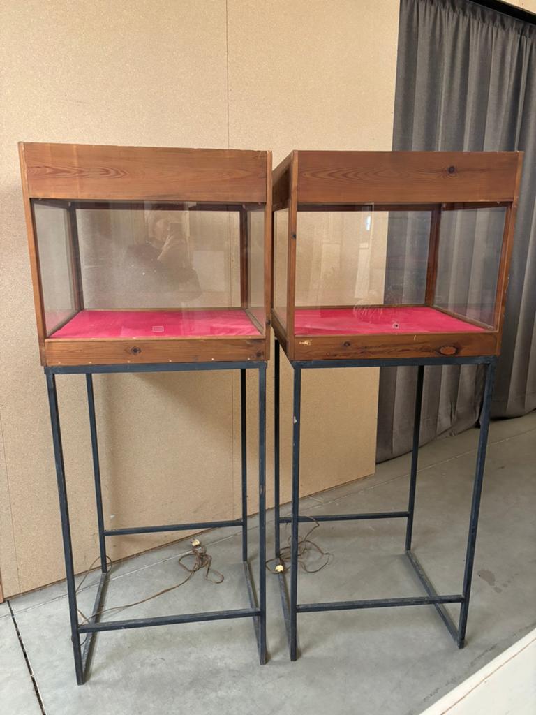 Vintage vitrinekast / winkelkast / museumkast, Ophalen, Studio Larilo, Vintage, Zo goed als nieuw