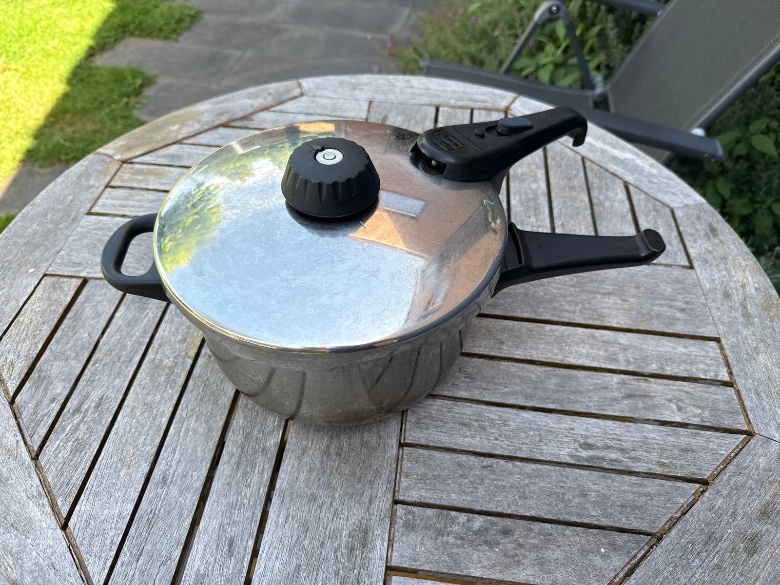 Fissler Vitavit snelkookpan met nieuwe afdichtring, Snelkookpan, Gebruikt, Met deksel, Ophalen of Verzenden