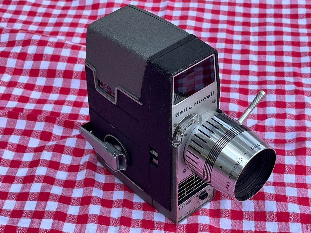 Bell & Howell Electric Eye vintage 60s filmcamera izgst, Verzamelen, Fotografica en Filmapparatuur, Ophalen of Verzenden, 1960 tot 1980